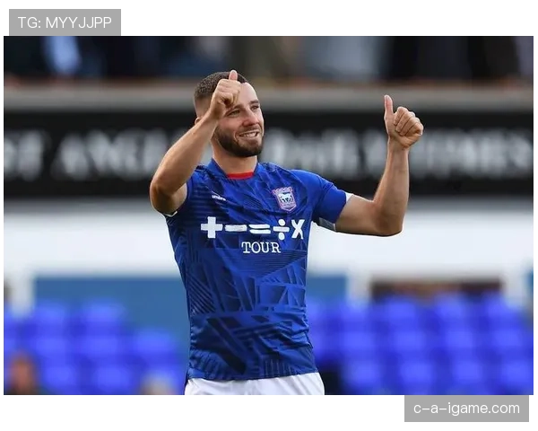 伊普斯维奇新帅麦肯纳剑指英超，打造冲击力强队引期待