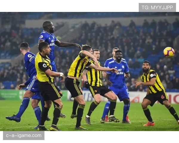 托特纳姆热刺赛后采访:球员回应比赛表现与战术调整 托特纳姆热刺赛后采访:球员回应比赛表现与战术调整