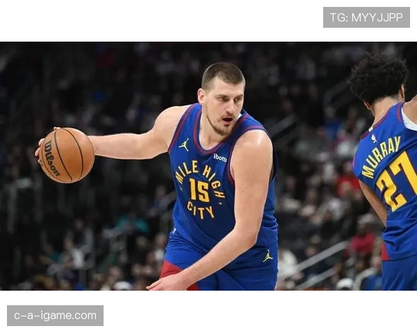 戴维斯挡拆回合效率落后于约基奇